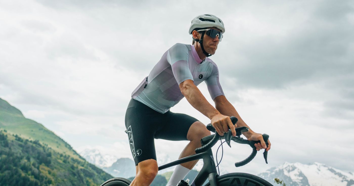 Pierre Rolland et son maillot Alberto dans l'Alpes d'Huez.